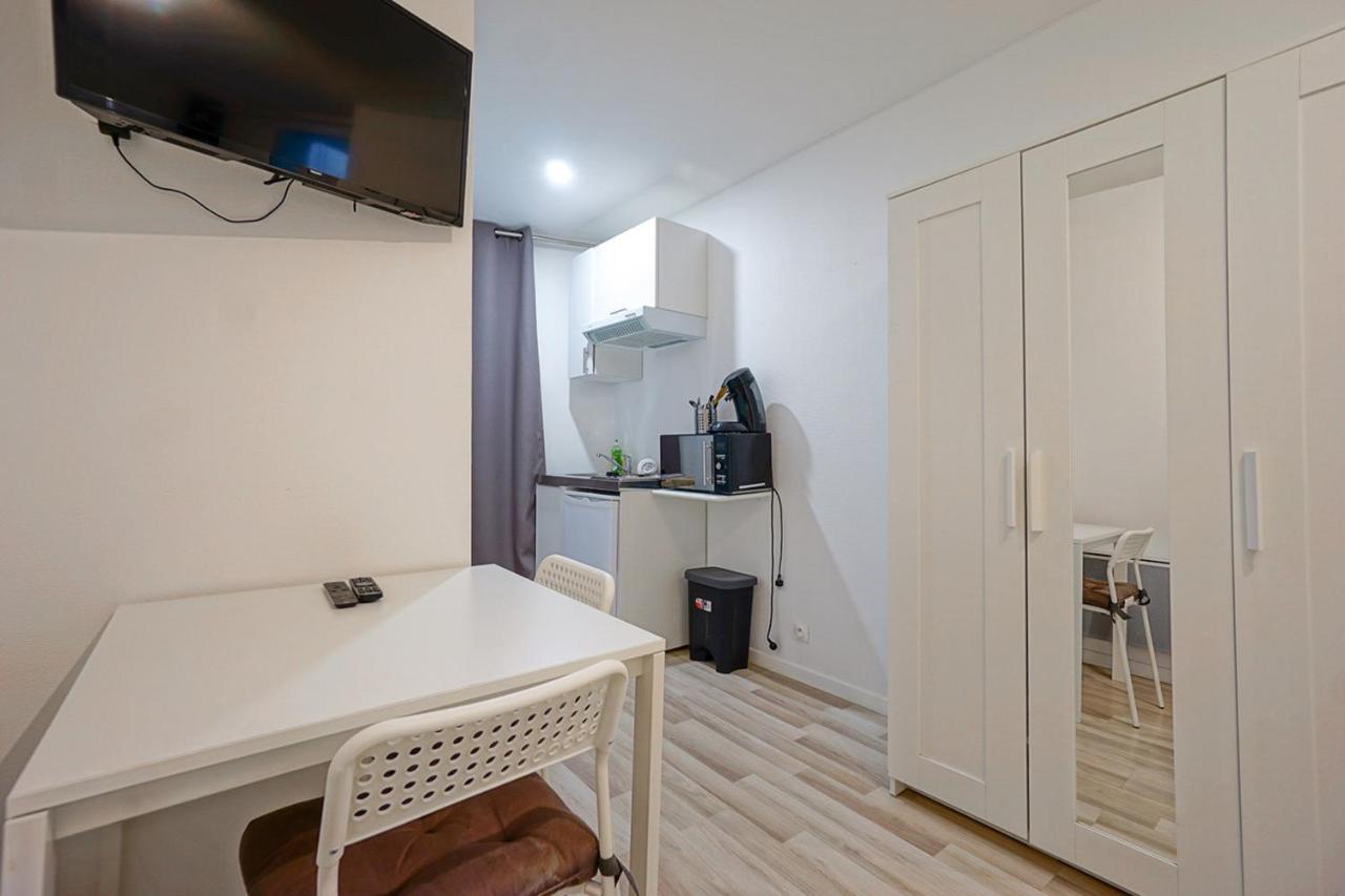Charming And Cozy Near Montparnasse Apartamento Paris Exterior foto